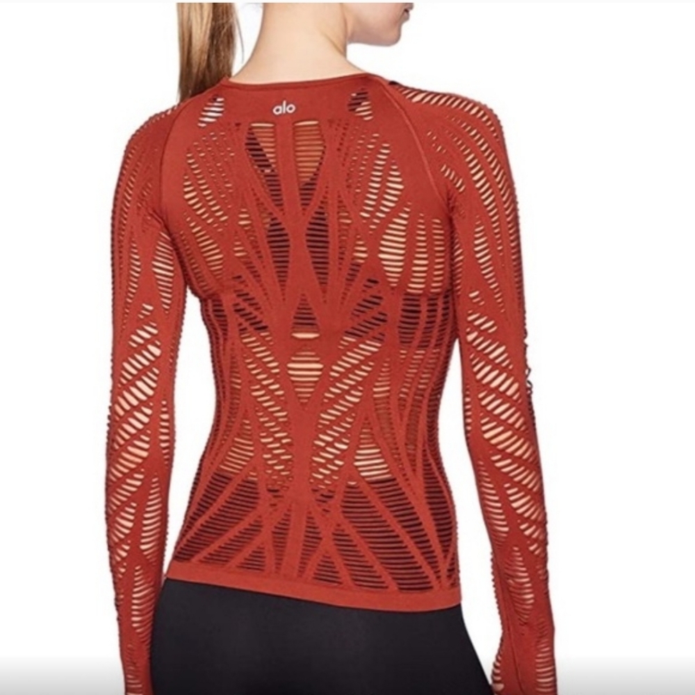 Alo Yoga Wanderer Seamless Ripped Long Sleeve - Rust - Small - Picture 2 of 11